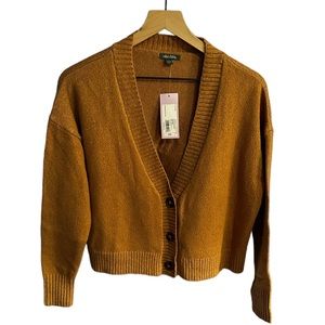 NWT XS camel colored cropped long sleeve sweater cardigan wild fable